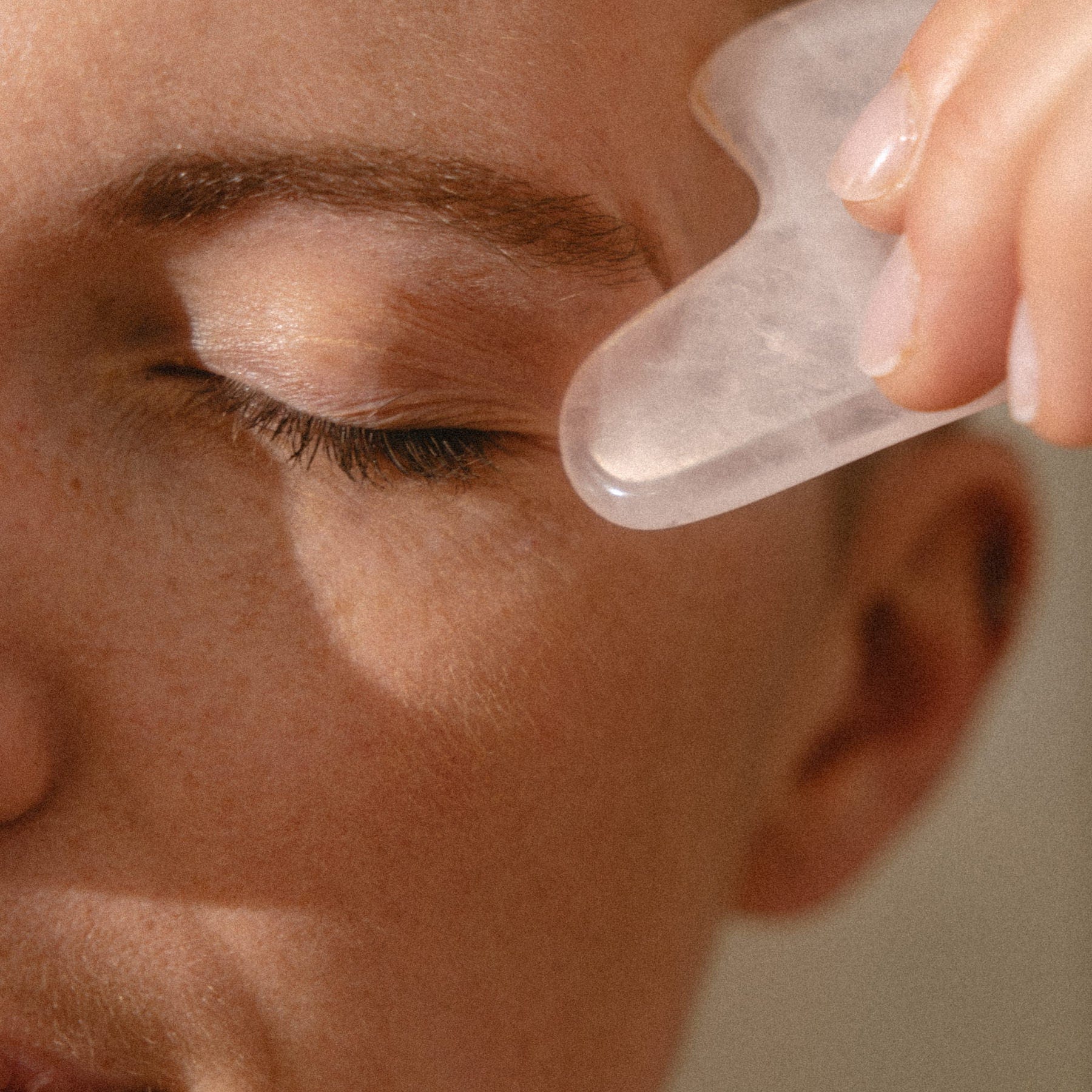 Gua Sha Tool | Rose Quartz - Image 3